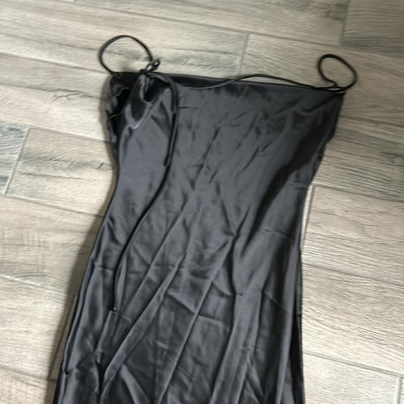 Rumer iluka cowl gown - Picture 3 of 5